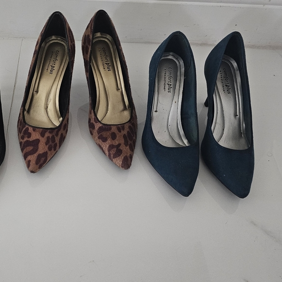 comfort plus by Predictions Shoes - 2Heels Comfort Plus by Predictions Faux Suede Pumps -Green and AnimalPrint Brown